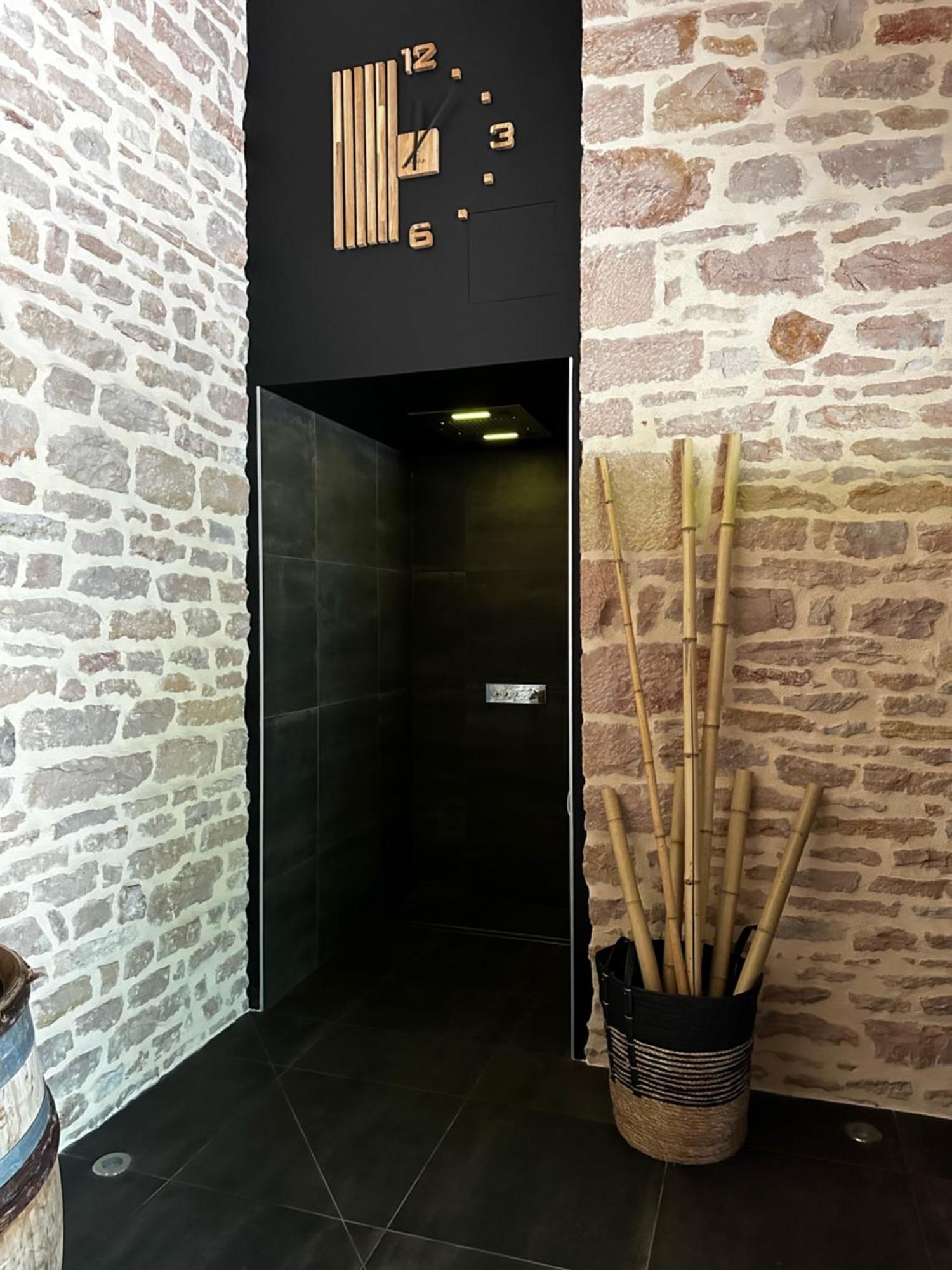 Le Gite Du Carge D'Arlay Charnay-lès-Mâcon Exterior foto